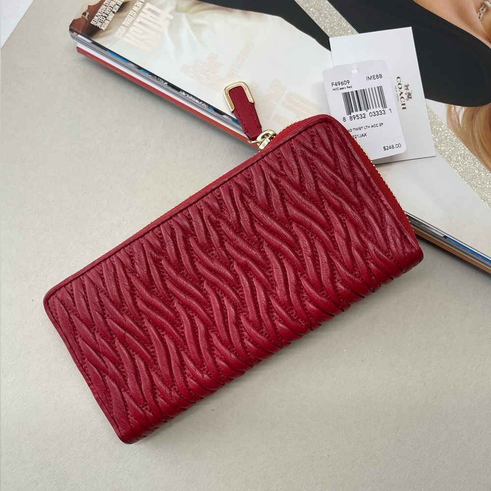 (new+tag) Coach twist leather accordion zip around wallet clutch - Picture 8 of 12